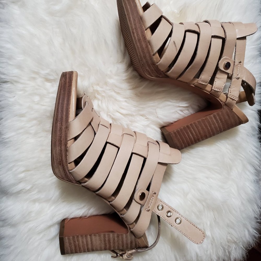 Franco Sarto 6 block heel cream tan